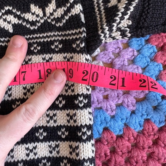 Norlender Black and White Patterned Cardigan - Picture 8 of 10